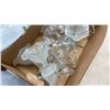 Image 5 : 2 BOXES OF CRYSTAL AND FROSTED GLASS