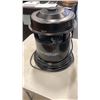 Image 6 : DYNATRAP XL BUG LIGHT AND ENERGIZING FOOT STAND