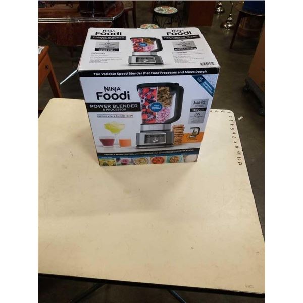 AS NEW NINJA  AUTO IQ 1200 WATT POWER BLENDER FOOD PROCESSOR RETAIL $170
