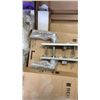 Image 2 : 3 NEW DOOR HANDLES