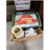 Image 2 : BOX OF COLLECTIBLES AND BOX OF WRAPPING PAPER