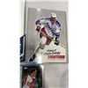 Image 4 : 4 WAYNE GRETZKY ITEMS - LIMITED EDITION UPPER DECK SHEET UNCUT, POST CARD, BEEHIVE GRETZKY