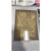 Image 9 : 4 WAYNE GRETZKY ITEMS - LIMITED EDITION UPPER DECK SHEET UNCUT, POST CARD, BEEHIVE GRETZKY