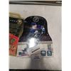 Image 5 : CANUCKS HOCKEY PUZZLE AND BASEBALL TRIVIA GAME