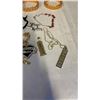 Image 3 : BAG OF MISC JEWLERY