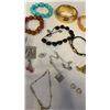Image 7 : BAG OF MISC JEWLERY