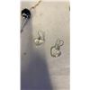 Image 10 : LOT OF CRYSTAL AND GLASS BEAD JEWLERY - 3 NECKLACES, 1 PAIR EARRINGS