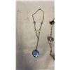 Image 11 : LOT OF CRYSTAL AND GLASS BEAD JEWLERY - 3 NECKLACES, 1 PAIR EARRINGS