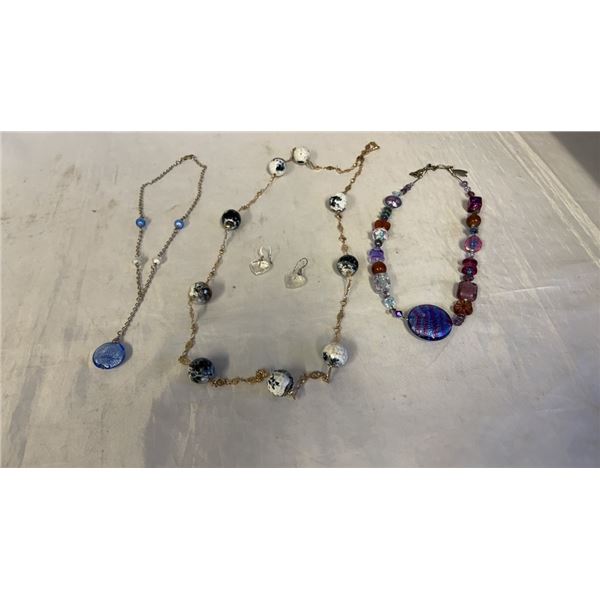 LOT OF CRYSTAL AND GLASS BEAD JEWLERY - 3 NECKLACES, 1 PAIR EARRINGS