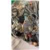 Image 10 : 2 BAGS JEWLERY AND JEWLERY PARTS