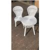Image 1 : WHITE WICKER 3 PIECE BISTRO SET