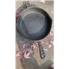 Image 3 : 3 CAST IRON FRYING PANS