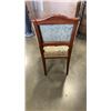 Image 4 : ROUND WOOD TABLE WITH 4 CHAIRS