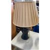 Image 8 : 3 TABLE LAMPS