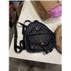 Image 2 : 2 PURSES AND SLEEPING BAG