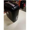 Image 3 : INSIGNIA 6-SHEET CROSS CUT SHREDDER TESTED AND WORKING, RETAIL $49
