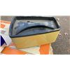 Image 12 : VINTAGE BREAD BOX WITH FOOD PROCESSER, CANNISTERS, FROGS AND MORE
