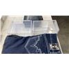 Image 3 : TABLET SLEEVES, NEW PUZZLE, MICROPHONE, 2 PAIRS OF JEANS SIZE 3 AND SIZE 34