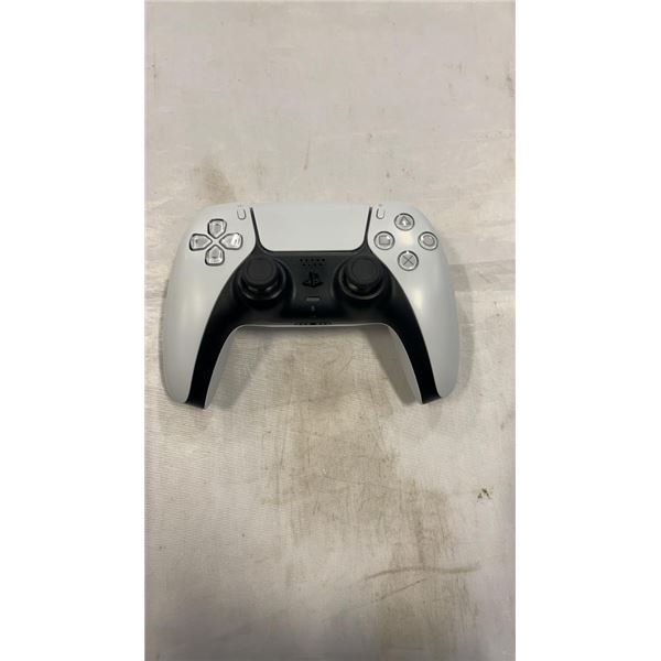 PS5 DUALSENSE WIRELESS CONTROLLER, WHITE - TESTED WORKING, RETAIL $89