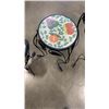 Image 4 : 3 METAL PLANTER STANDS WITH TILE TOPS