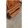 Image 4 : WOOD WARDROBE