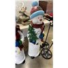 Image 4 : 2 FOUR FOOT SNOW MEN WITH 2 REINDEER NEEDING REPAIR