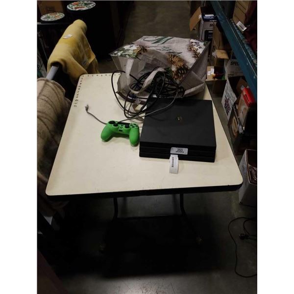 PS4 CONSOLE WITH CONTROLLER (WORKING)