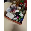 Image 3 : TRAY OF SHAMPOO SOAP AND COLOGNE