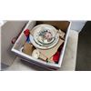 Image 2 : 4 CRYSTAL CAKE STANDS AND PLATED SERVING UTENSILS WITH ENGLISH PORCELAIN