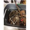 Image 2 : TOTE OF HORSE TACK