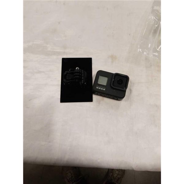 GOPRO HERO 8 BLACK LIVE STREAMING ACTION CAMERA - TESTED WORKING, NO BATTERY, CRACK IN GLASS, RETAIL