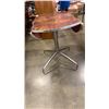 Image 2 : MID CENTURY DROPLEAF DINING TABLE