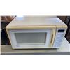 Image 2 : PANASONIC MICROWAVE WITH FOLDING FOOD SLICER AND SLOW COOKER