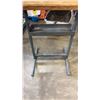 Image 2 : STANDING DESK / LECTERN