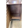 Image 2 : 75 INCH TALL SLAT SHELF