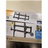 Image 3 : 2 INSIGNIA TV WALL MOUNTS - 33-46 INCH TILTING AND 13-32 FIXED POSITION