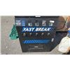 Image 4 : FASTBREAK CANDY AND SNACK VENDING MACHINE WITH KEYS