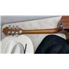 Image 12 : EPIPHONE AJ-100CENA ACOUSTIC GUITAR AND 2 COWBOY HATS