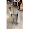 Image 2 : ROLLING CLOTHING RACK