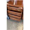 Image 2 : 9 DRAWER SKLAR PEPPLER DRESSER