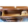 Image 3 : 9 DRAWER SKLAR PEPPLER DRESSER