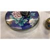 Image 5 : LOT OF CLOISONNE - FIGURES, PLATE, PEN, EGGS