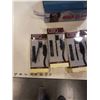 Image 2 : BOX OF BEAR CLAW BACK SCRATCHERS AND MOUSTACHE CARE KITS