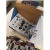 Image 5 : BOX OF BEAR CLAW BACK SCRATCHERS AND MOUSTACHE CARE KITS