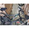 Image 3 : 5 BIKES