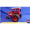 Image 5 : IH 1568 Tractor "1994 Model 1568" "4th in a Series of 4" (Scale 1:16) (SEE PICS!)