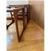 Image 3 : Mid Century Modern Nesting Tables