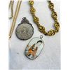 Image 2 : Necklaces and Pendants