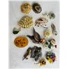 Image 1 : Various Pins & Broaches