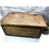 Image 5 : Primitive Original "Mustard Yellow Grain Paint"